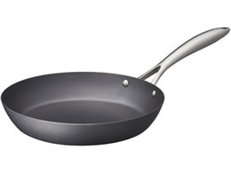 r^Ntg X[p[S tCp26cm 2002