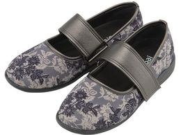 }AkC SaiSai`t[vg` NVbNubN 25.0cm