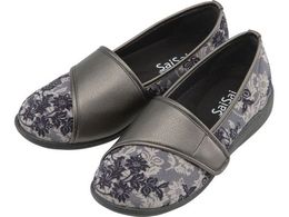 }AkC SaiSai`t[vg` NVbNubN 23.5cm