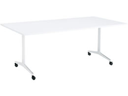 RN W[g Tr W2100~D1000 p`XNGA LX^[